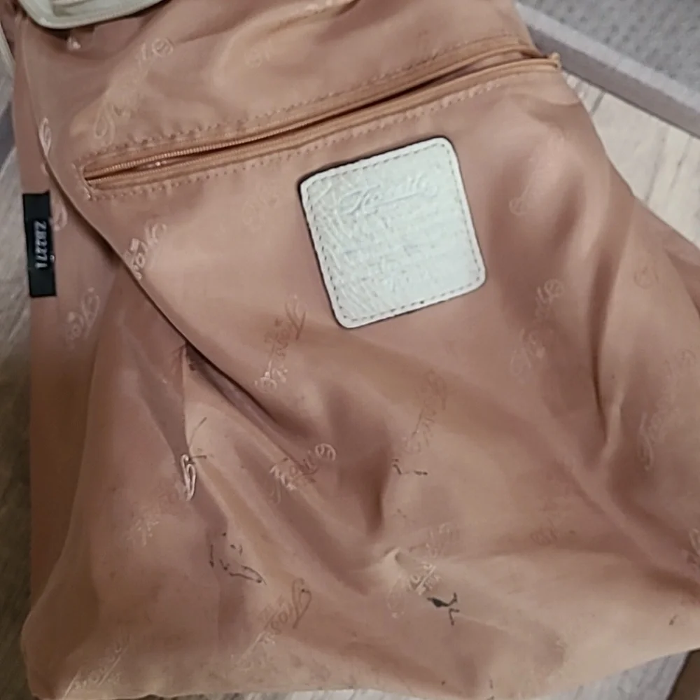 Fossil Leather Shoulder Bag  With Stud Detailing Vintage BOHO - Picture 8 of 15